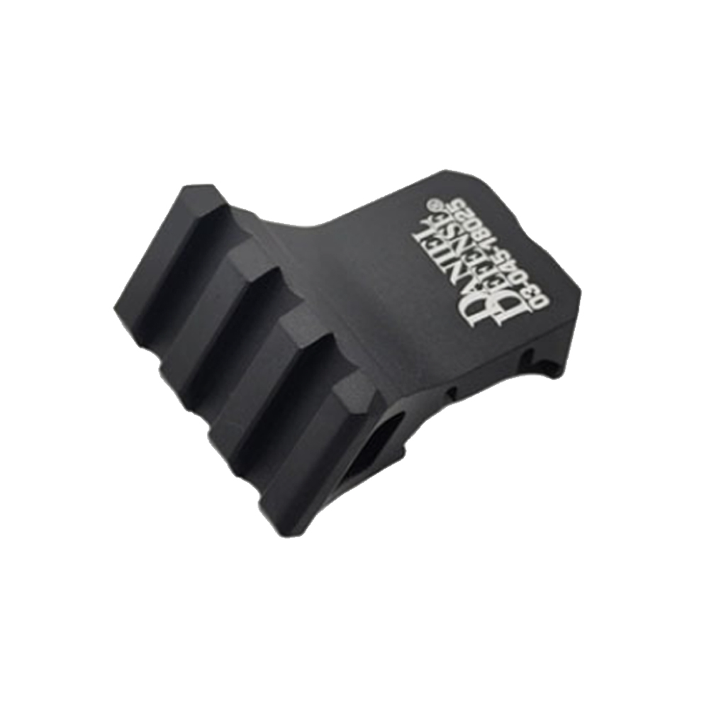 DD Style 45° Offset Angled Picatinny Rail – 3 Slots – Black